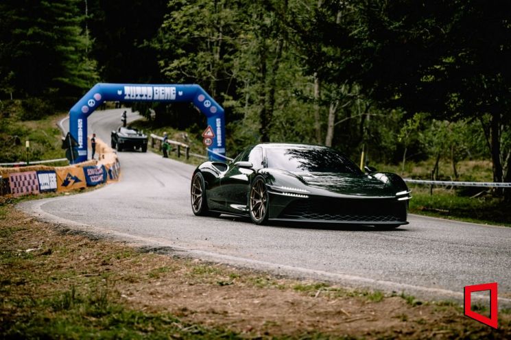 Genesis Unveils "Magma GT" and "X Scorpio" Public Road Debut in Italy