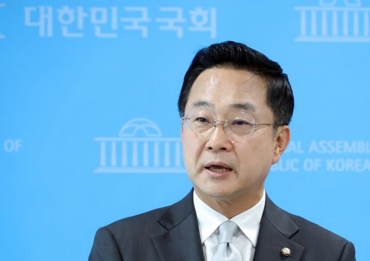 박성준 더불어민주당 수석대변인. 연합뉴스