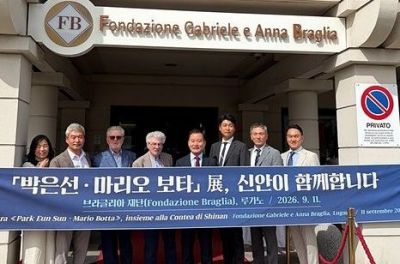 지난 11일, 신안군은 스위스 루가노 브라글리아 재단에서 열린 ‘박은선마리오 보타’展 개막식에 참석했다. 신안군 제공