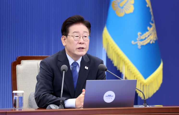 이재명 대통령이 11일 청와대에서 열린 수석보좌관회의에서 발언하고 있다. 2026.9.11 연합뉴스