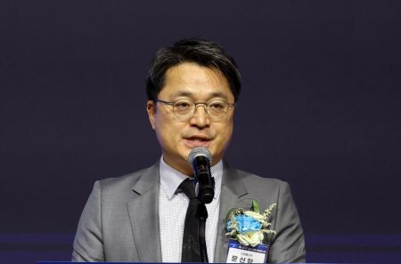 문신학 산업차관 "AI시대에 맞는 근로시간·성과보상 등 논의 필요"