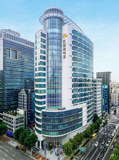 KB부동산신탁 본사가 위치한 서울 강남구 역삼동 KB라이프타워. KB라이프