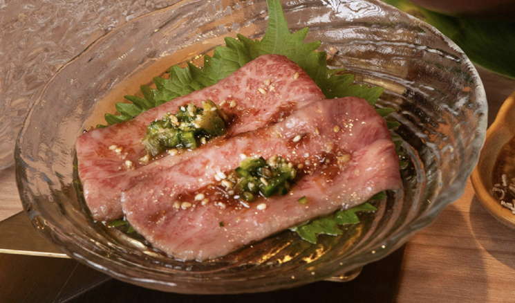 뉴욕 와규 오마카세 레스토랑 '야키니쿠 그레이트'에서 판매하는 음식. 야키니쿠 그레이트 홈페이지 캡처