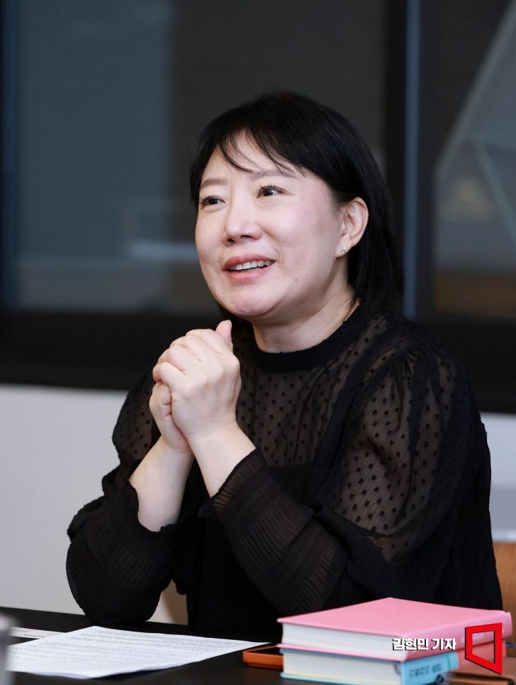 이수현 프리츠한센코리아 지사장이 서울 서초구 지사에서 아시아경제와 인터뷰하고 있다. 김현민 기자