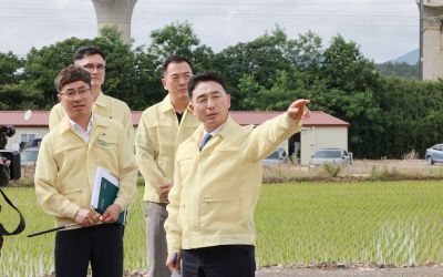 이남오 함평군수가 우기철 재해위험지구 현장 점검을 하고 있다. 함평군 제공