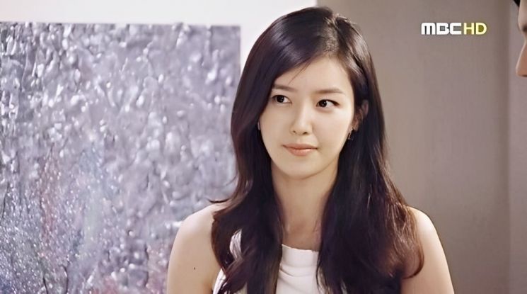 2007년 방영된 TV 드라마 ‘커피프린스 1호점’ 등장인물 한유주(채정안). MBC 방송영상 캡처