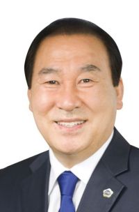 강정일 의원.