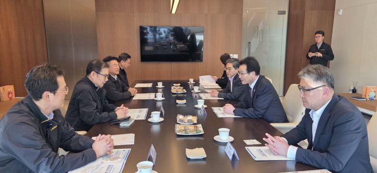 거창군, 현대엘리베이터 본사 방문... 첨단산업단지 기업 유치 추진 - 뉴스 썸네일 이미지