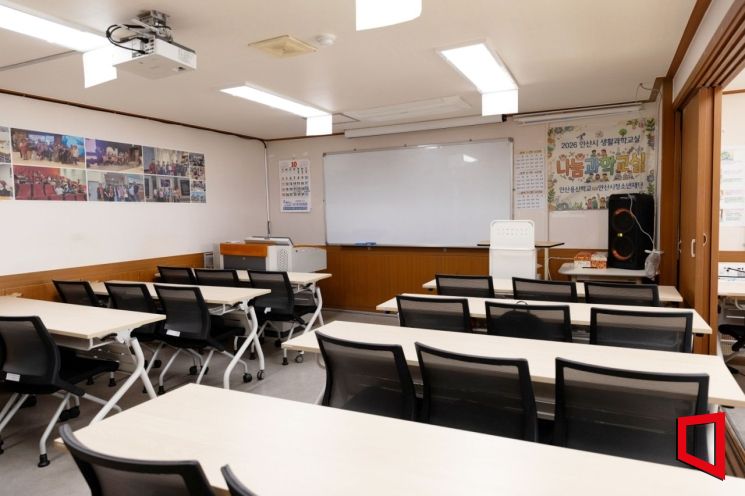 한샘이 공간을 개선한 안산용신학교 교실 모습. 한샘