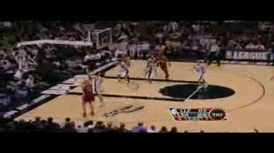 르브론 클블1기시절 운동능력.gif