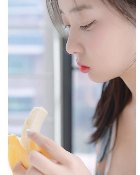 약후) 디저트 먹방도 아찔한 모델