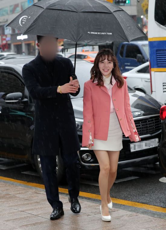 소녀시대 써니, 의외의 각선미