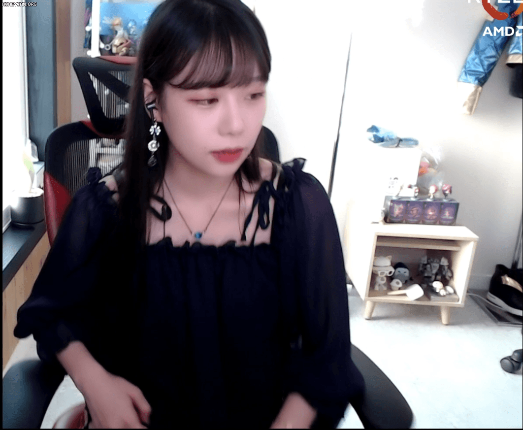 �����̴� źź�� �����