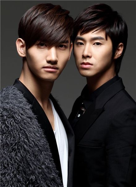 Korean idols TVXQ [SM Entertainment]