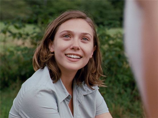 Elizabeth Olsen in film "Martha Marcy May Marlene" [Fox Searchlight Pictures]