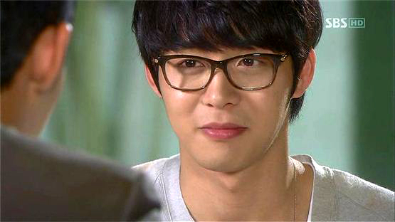 Scene from "Rooftop Prince" [SBS]