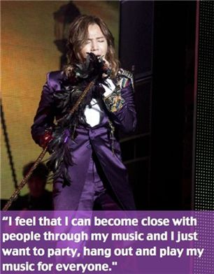 Jang Keun-suk performs during "THE CRI SHOW II" held in Seoul, South Korea on July 7, 2012. [YTree Media]