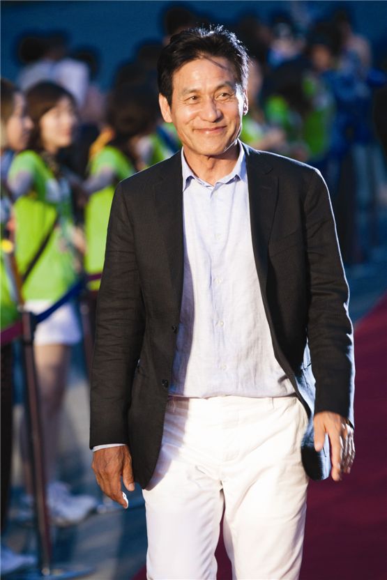 Veteran actor Ahn Sung-ki of "Unbowed" (2011) shows up at the opening ceremony of the eighth Jecheon International Music and Film Festival held in Jecheon, North Chungcheong Province, South Korea on August 9, 2012. [Lee Jin-hyuk/10Asia]