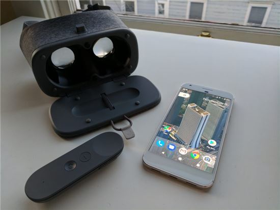 구글의 VR 데이드림 앱 다운로드 5000건도 안돼… "신통치 않네"
