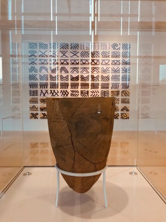 신석기 문양으로 도배된 국립중앙박물관