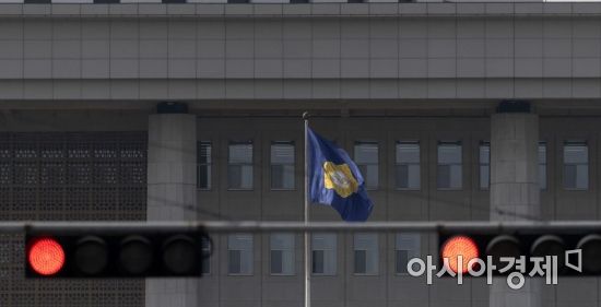 선거만 다가오면 왜?…참을 수 없는 막말의 유혹