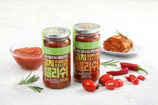 풀무원, 신개념 김치 ‘김치렐리쉬 2종’ 한·미 동시 출시…'김치 세계화' 앞장