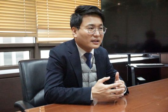 [비즈리더] 장옥동 컬러레이코리아 대표 “한국 본격 진출… 코로나19에도 유통사업으로 매출 증가”