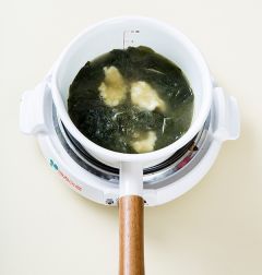 「오늘의 레시피」 들깨 미역수제비