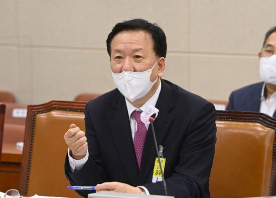 권성동 “교육부·복지부 장관, 당내 후보 추천 검토”
