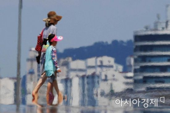 폭염의 습격, 강동구 37.6도…이틀 연속 올해 최고기온 경신
