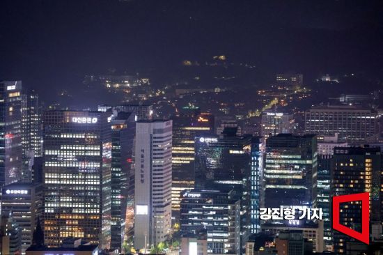 “도심에 공실 없다” 美와 상반된 韓 오피스시장…기관들 ‘빌딩 투자’ 저울질