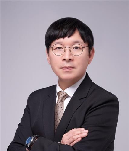 대한상의, '경제연구총괄'에 이시욱 전 KIEP 원장 내정…연구·정책 건의 역량 강화