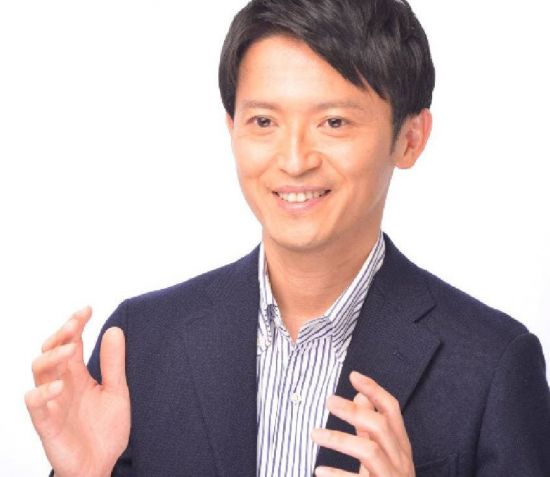 갑질의혹으로 사퇴했다가 선거에 나와 당선된 사이토 모토히코 효고현 지사