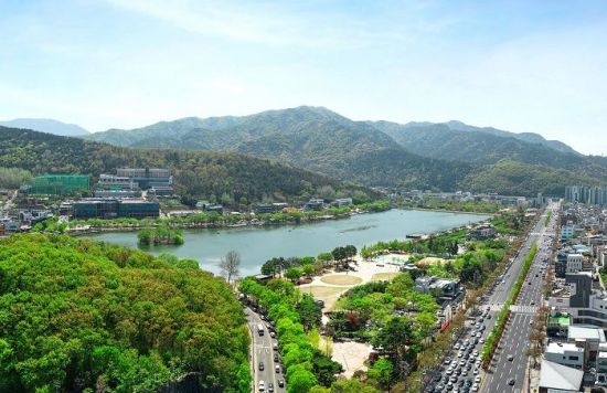 '더파크 수성못' 정당계약 첫날 순조롭게 진행 - 아시아경제