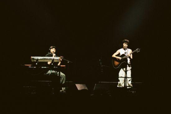 노머스 "오존·카더가든 협업 공연 '스테레오 투' 전석 매진 속 마무리"