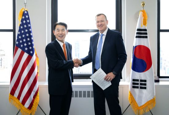 한국거래소, 글로벌 탄소 크레딧 거래소 운영사와 MOU
