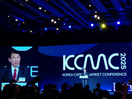 정은보 이사장 "자본시장 새 역사…코리아 프리미엄을 뉴노멀로"