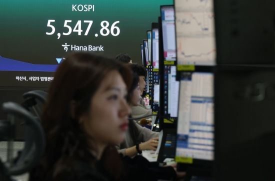 "한 달 내 안 끝나면 진짜 지옥문 열려"…'오천피도 위험' 전망, 최악의 시나리오 나왔다