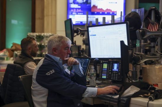 [굿모닝 증시]유가 '역대급' 급등에 美 증시 약세로…코스피 선물도 하락