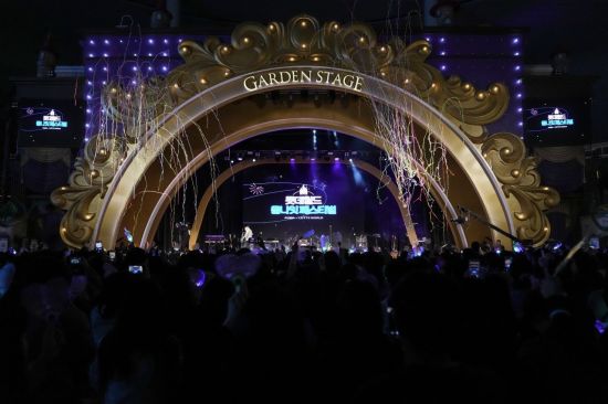 불금에 롯데월드 통으로 빌린 ‘이 공제회’