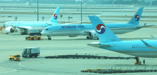 '유류할증료 7배 폭탄' 공포…"걱정마세요, 그래도 여행가게 해드려요"[주末머니]