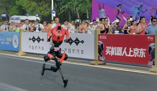 [주末머니]'우사인볼트급' 로봇 만든 中기업 올해 상장