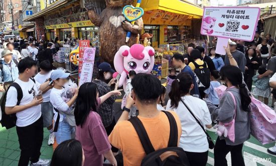 SAMG엔터, 어린이날 맞아 대규모 '해피 페스타' 개최…온오프라인 전방위 확장