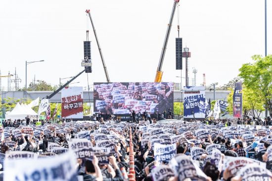"45조 성과급은 자해행위 강력한 법적 대응" 삼성전자 주주단체, 노조 파업 강력 경고