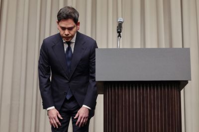 "정용진 회장, 이마트 등기이사 올라 주주 평가 받아야"