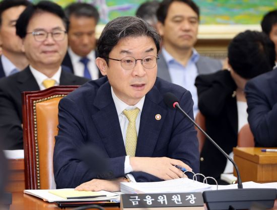 흑자 동전주 상폐 우려에…이억원 "미세조정 검토"