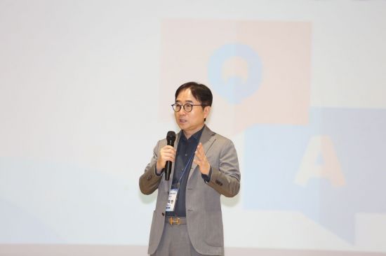 "지방 공장 직접 찾았다"…삼성전기 장덕현 사장, 양산서 40년 동반자 만난 까닭