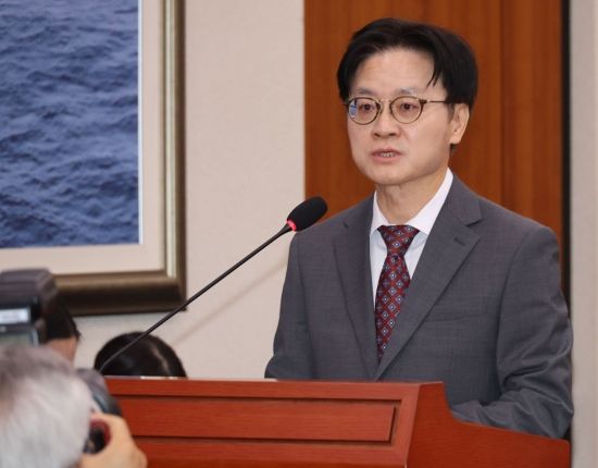 "수혜주는 이렇게 담아라"…확정되는 대미투자 프로젝트에 재평가 기대 솔솔 [주末머니]