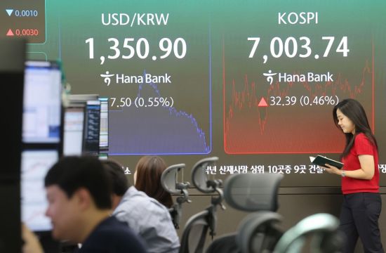 [마켓 ING]7000선 안착 시도 코스피, 삼성전자 실적 주목
