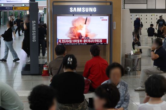 北, 17일 만에 또 동해상으로 발사체 발사